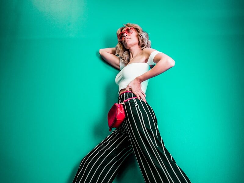Editorial detail photo