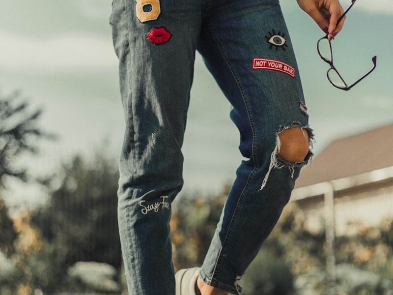 How to Style Vintage Straight-Leg Denim for Any Occasion
